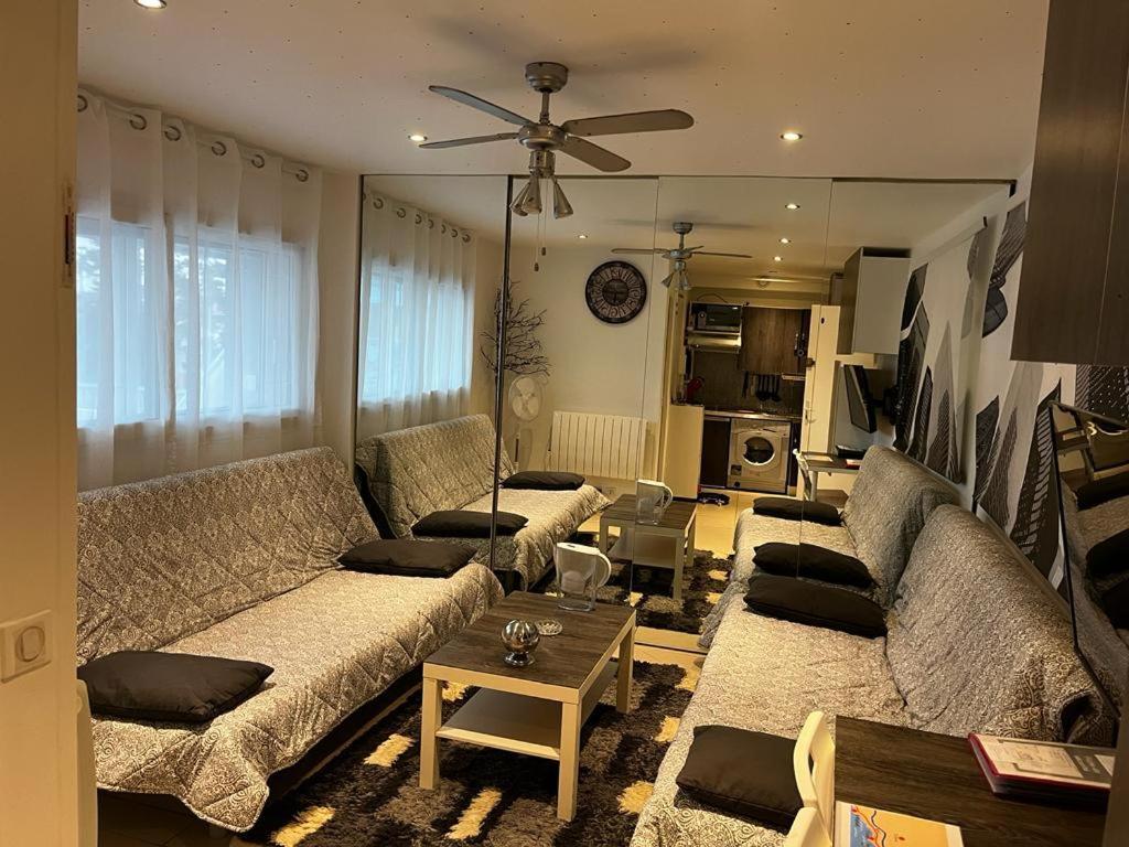 Studio A 2 Pas De La Plage 卢贝新城 外观 照片
