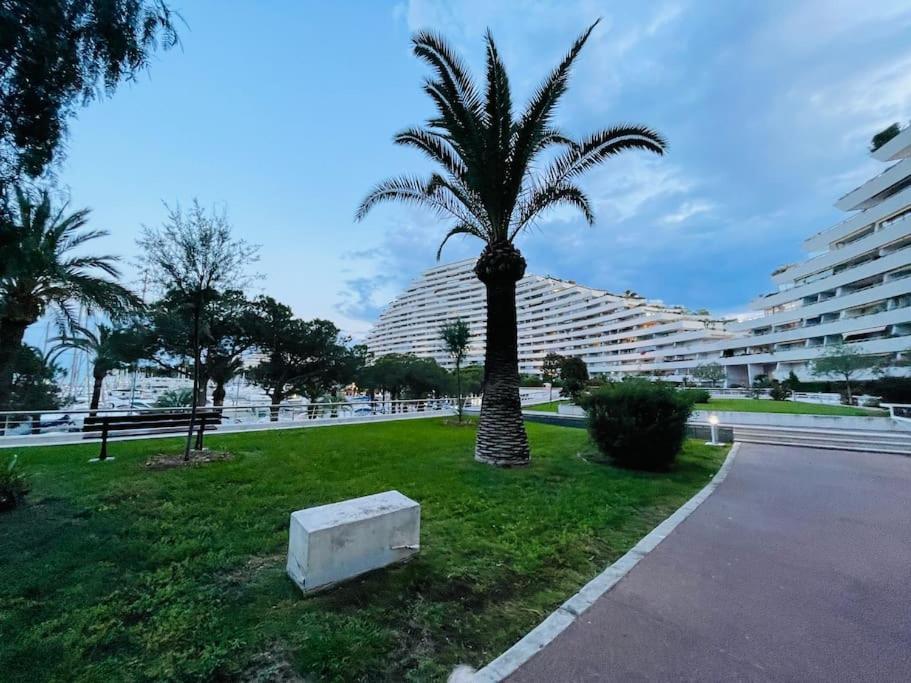Studio A 2 Pas De La Plage 卢贝新城 外观 照片